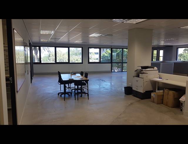 403M² OFFICE TO LET IN TYGER VALLEY